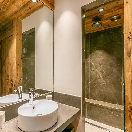 Duplex De Luxe à Avec Jacuzzi Et Hammam - Fr-1-694-357 Appartement Val-dʼIsère