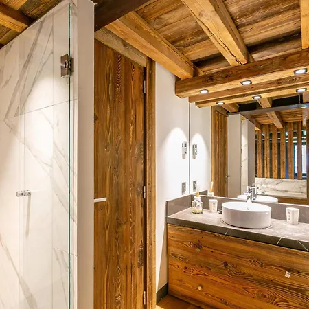 Duplex De Luxe à Avec Jacuzzi Et Hammam - Fr-1-694-357 * Val-dʼIsère