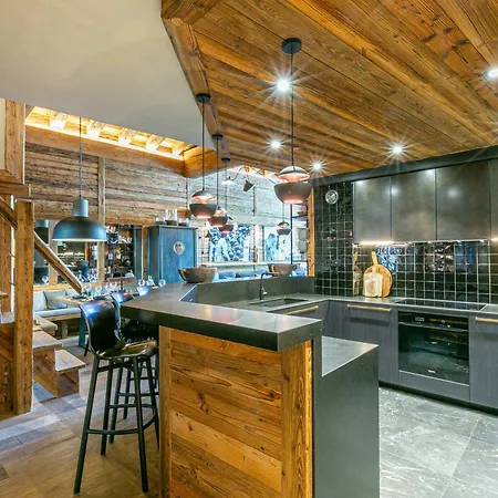 Appartement Duplex De Luxe à Avec Jacuzzi Et Hammam - Fr-1-694-357 Val-dʼIsère